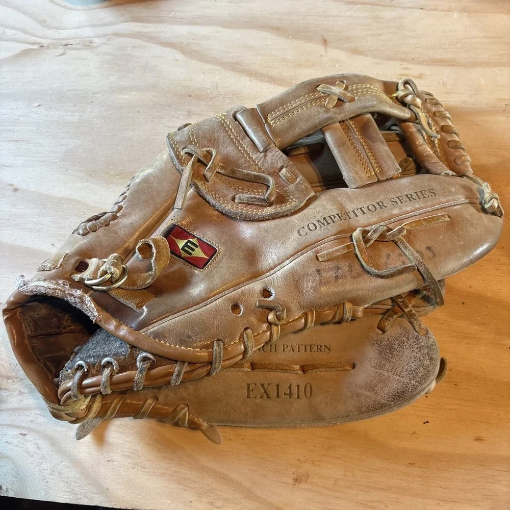 Easton EX1410 Competitor Series 13.5